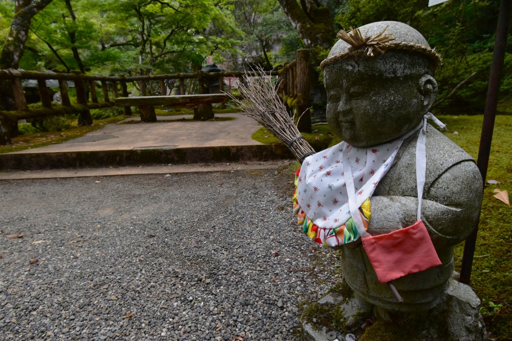 那谷寺