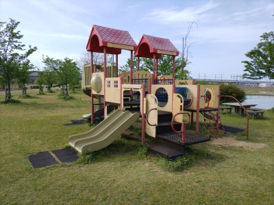 北園地近くにある大型遊具