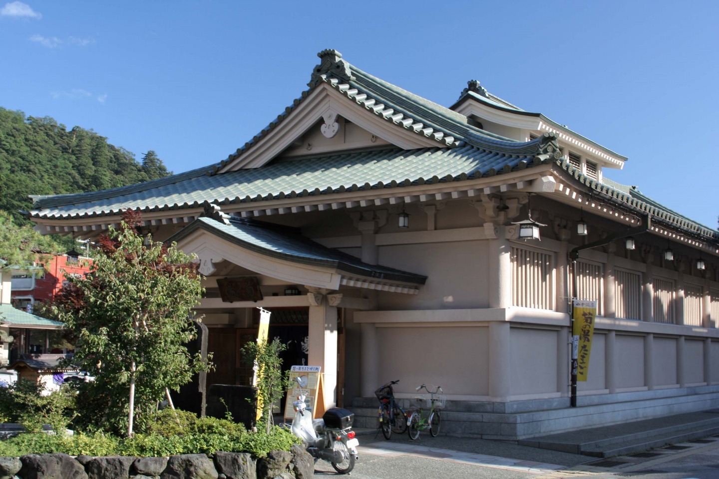 山中温泉菊の湯（男湯）外観（（一社）加賀市観光交流機構）