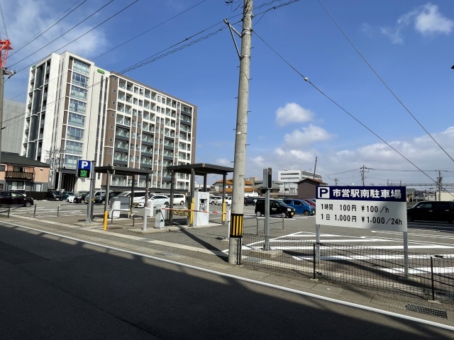 小松駅南駐車場